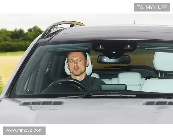 曼联后卫马兹拉维今日重返训练场